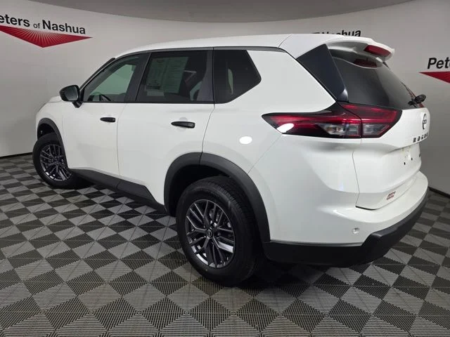Used 2024 White Nissan S image 26