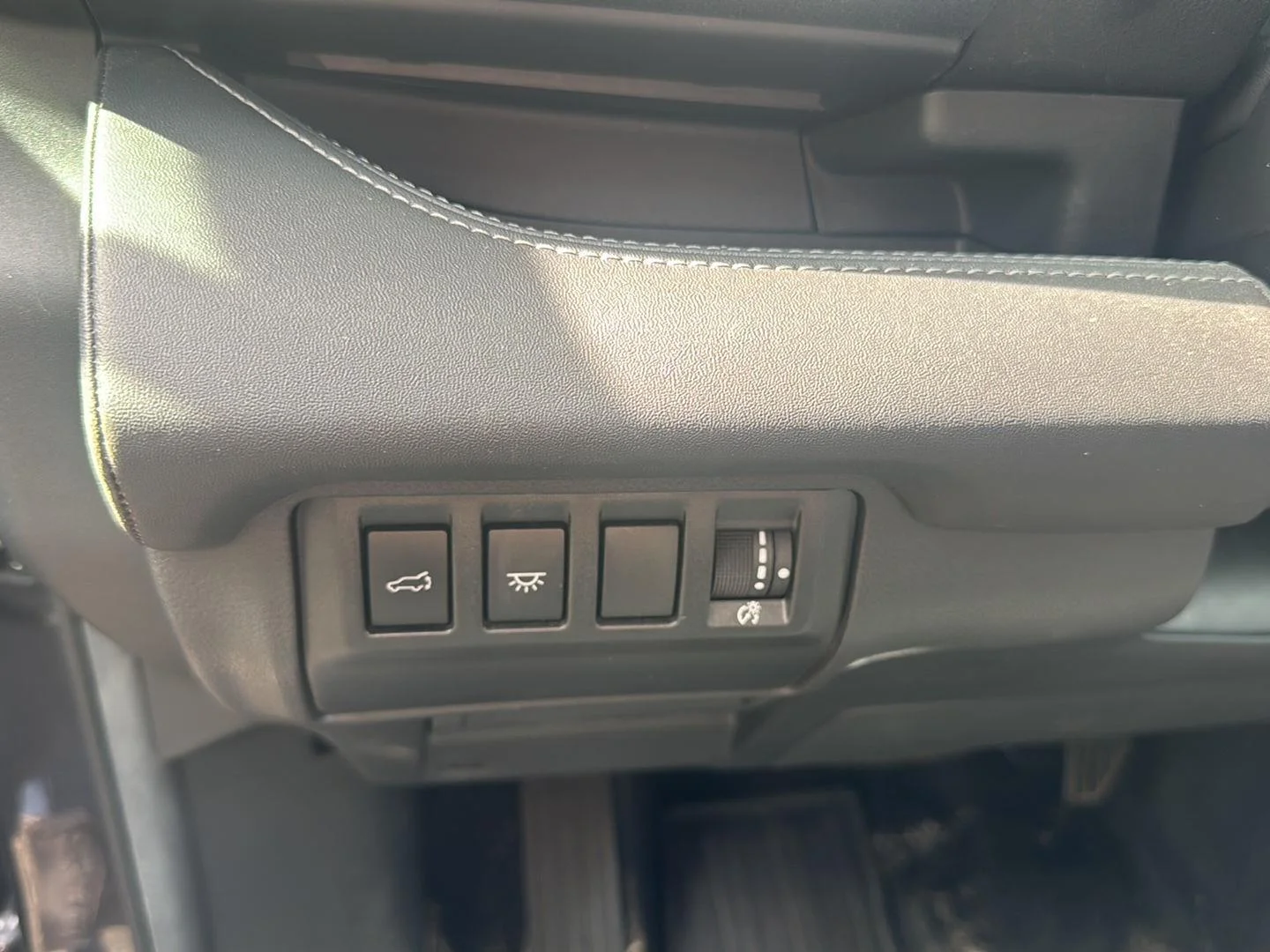 Used 2023 Magnetite Gray Metallic Subaru Touring image 14