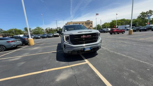 Used 2024 Gray GMC Elevation image 3