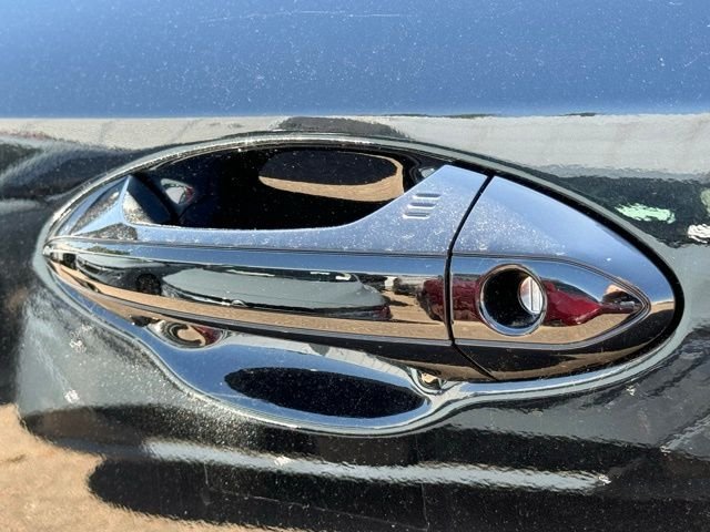 New 2027 MINERAL BLACK INFINITI Luxe AWD image 11