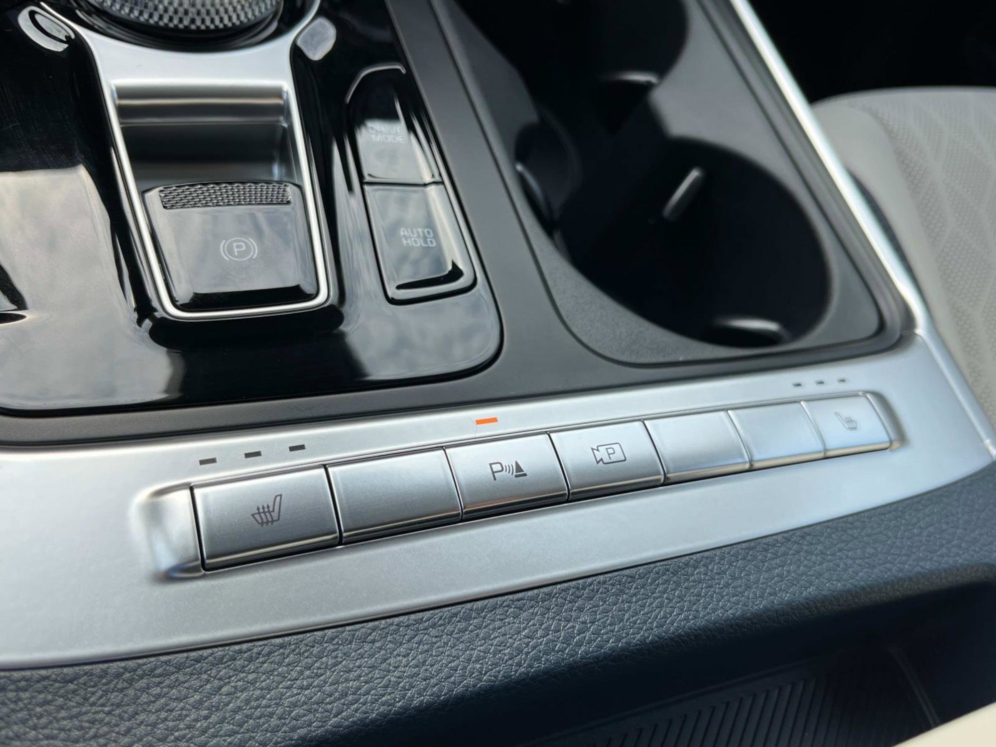 2026 Kia Carnival EX - Photo 32