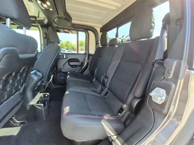 Used 2022 Gray Jeep Rubicon image 29