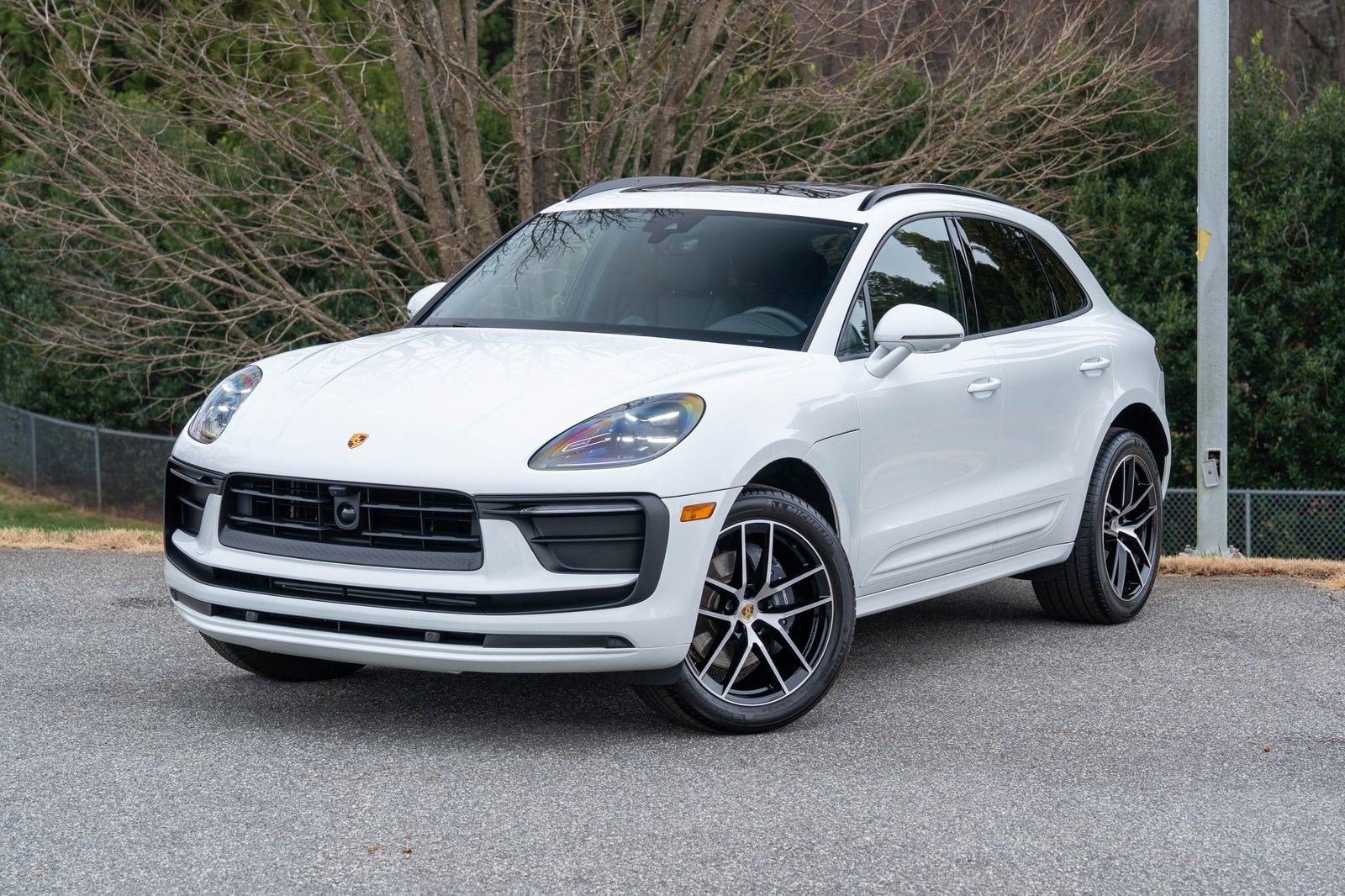 Used 2025 White Porsche Base image 2