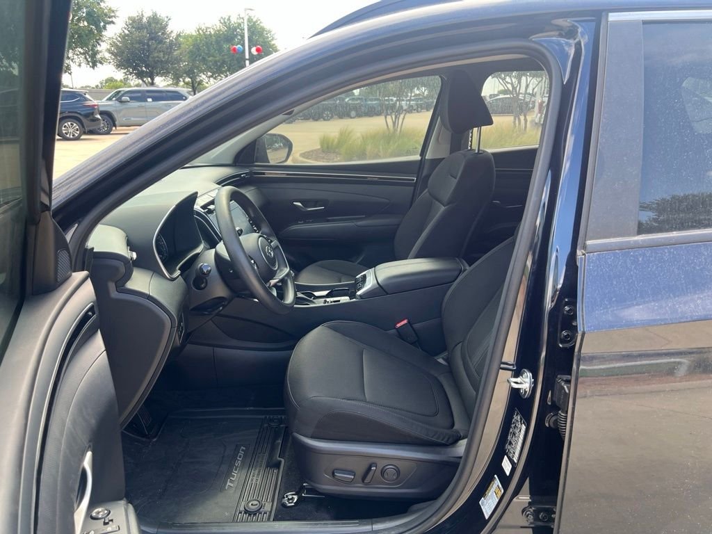 Used 2024 Blue Hyundai SEL image 5
