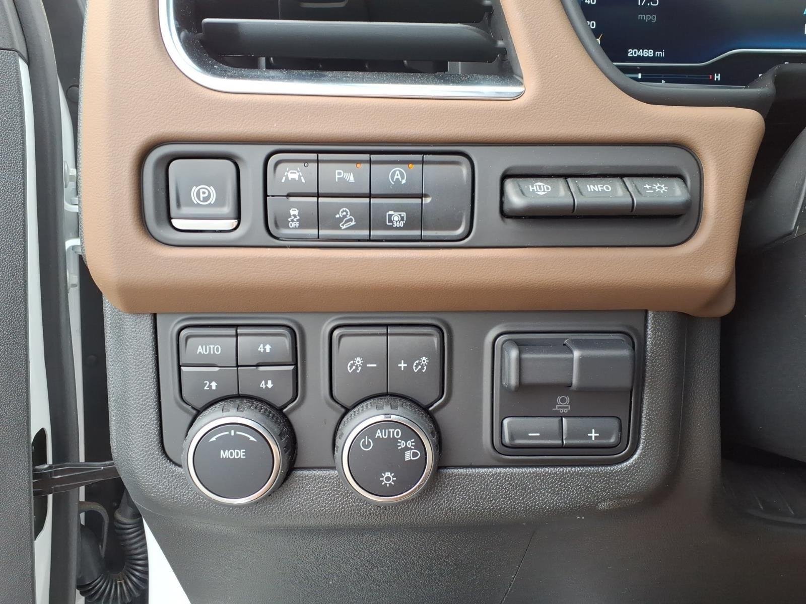 Used 2024 Iridescent Pearl Tricoat Chevrolet High Country image 7