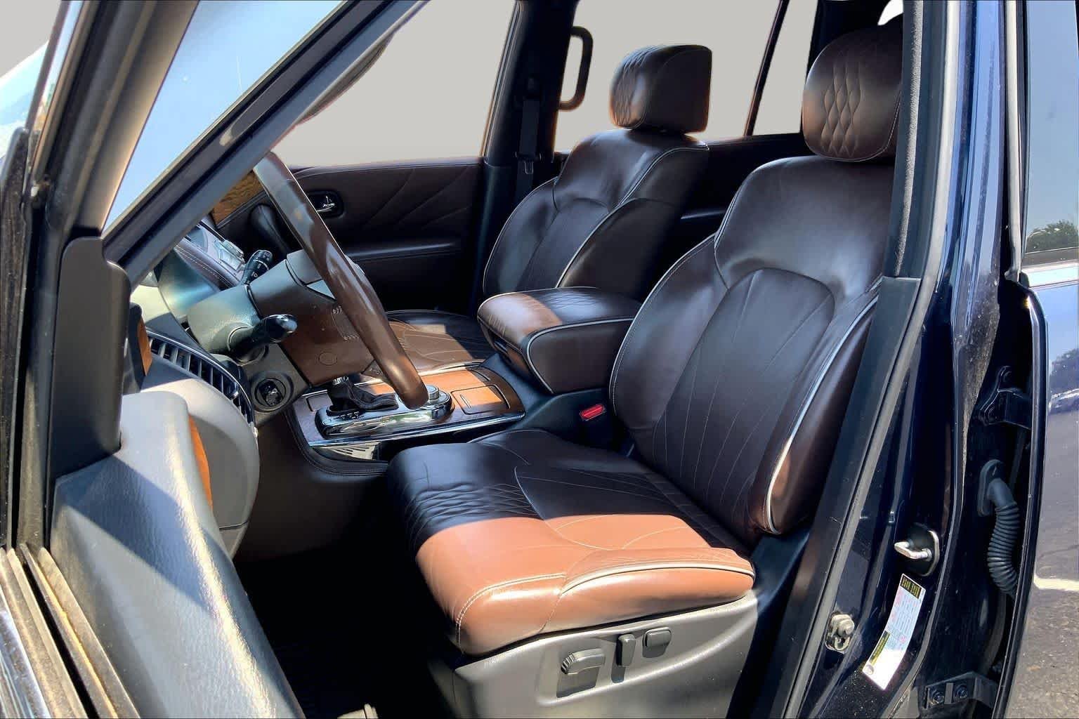 Used 2017 Hermosa Blue INFINITI Limited image 9