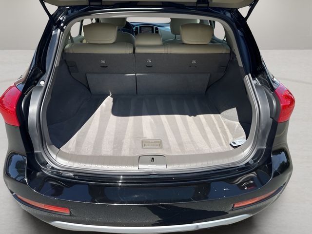 Used 2017 Black INFINITI Base image 26