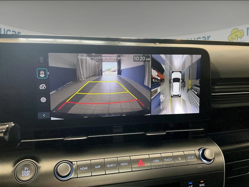 Used 2024 White Hyundai Limited image 18