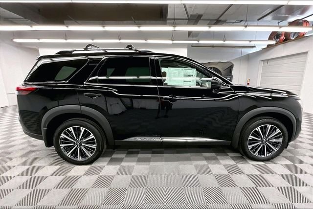 New 2026 Super Black Nissan Platinum image 20