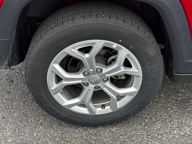 Certified Used 2024 Red Jeep Latitude image 12