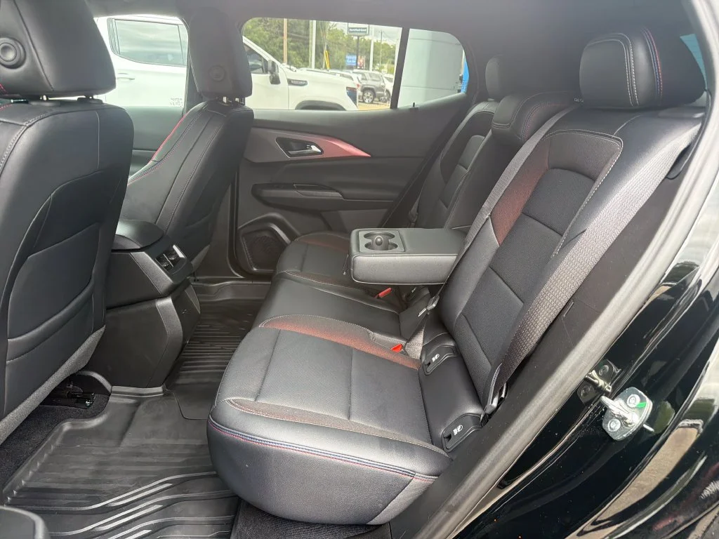 2025 Chevrolet Equinox EV RS - Photo 56