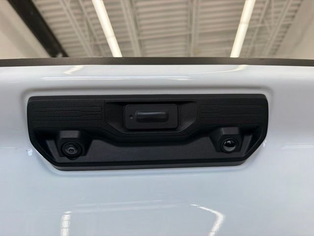 Used 2024 White Chevrolet RST image 7