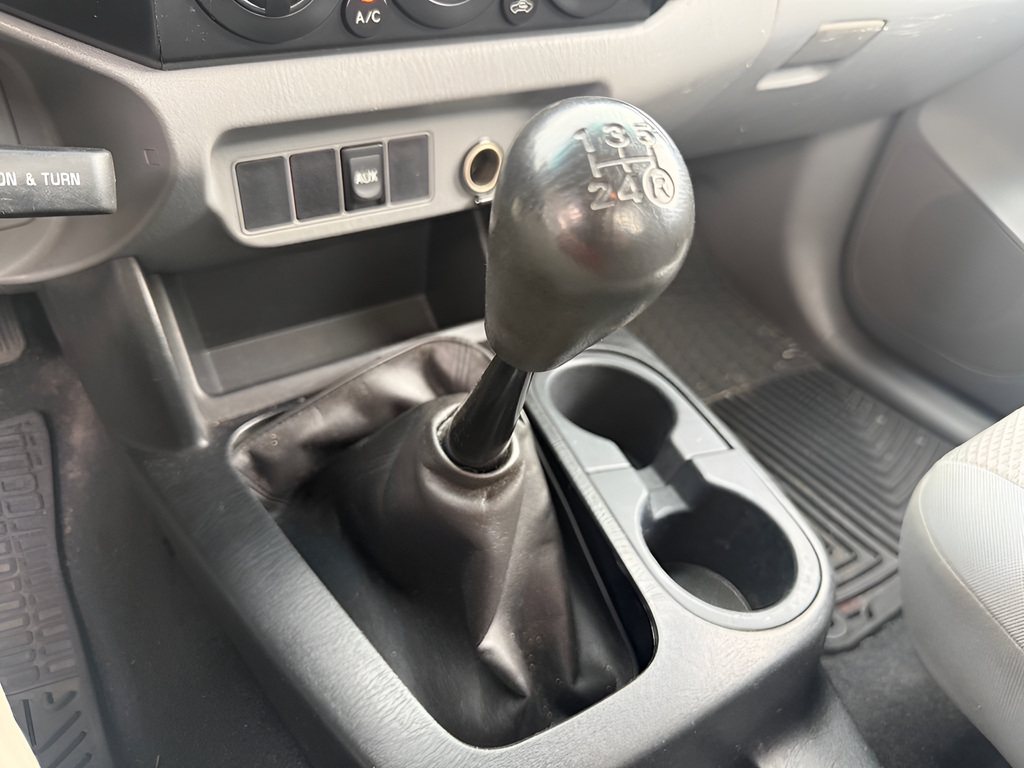 Used 2012 White Toyota Base image 24