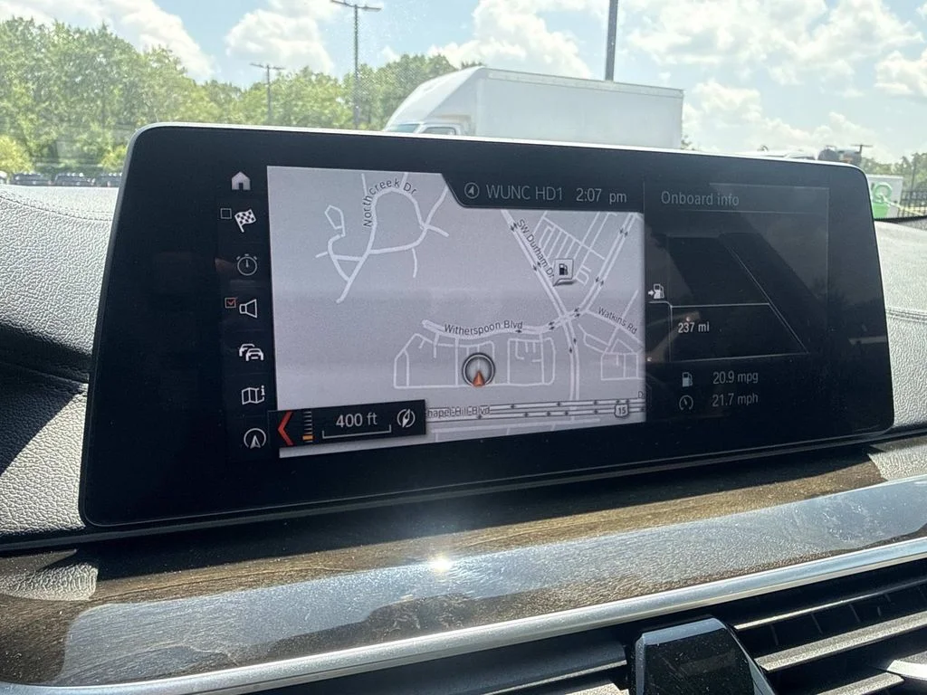 Used 2017 Gray BMW 530i xDrive image 18