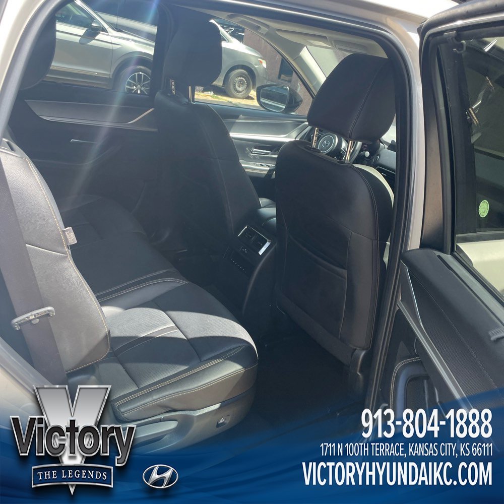 Used 2025 Silver Mazda 3.3 Turbo Premium image 11