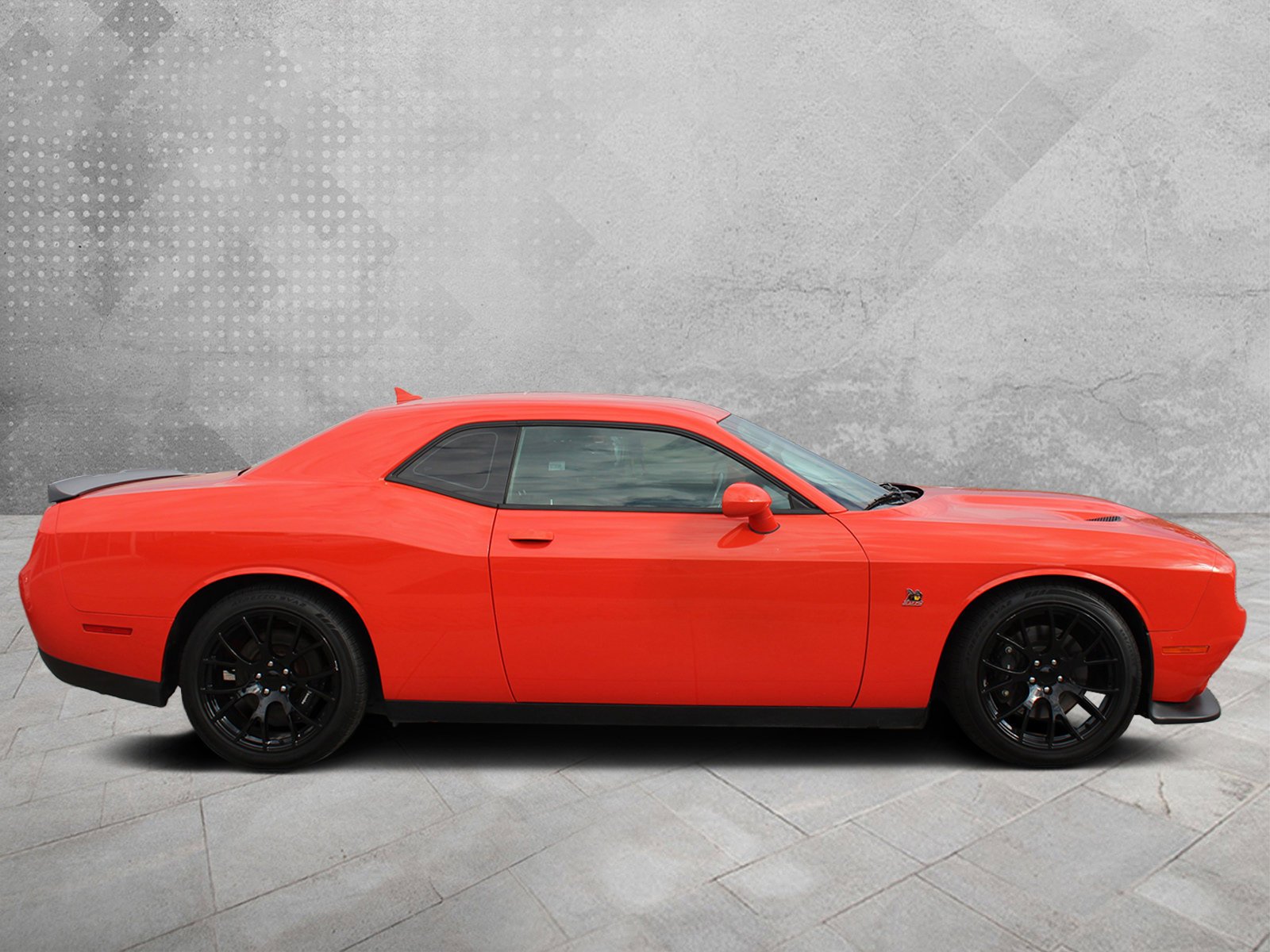 Used 2020 Go Mango Dodge R/T Scat Pack image 2