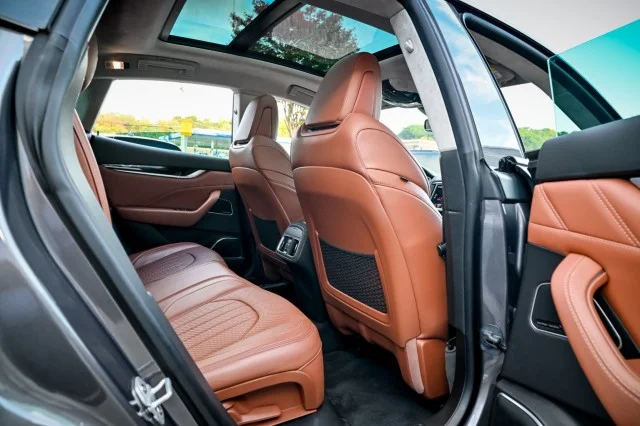 Used 2022 GRAY Maserati Modena image 27