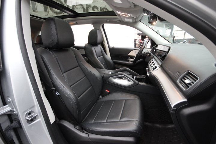 Used 2021 Silver Mercedes-Benz GLE 350 image 24