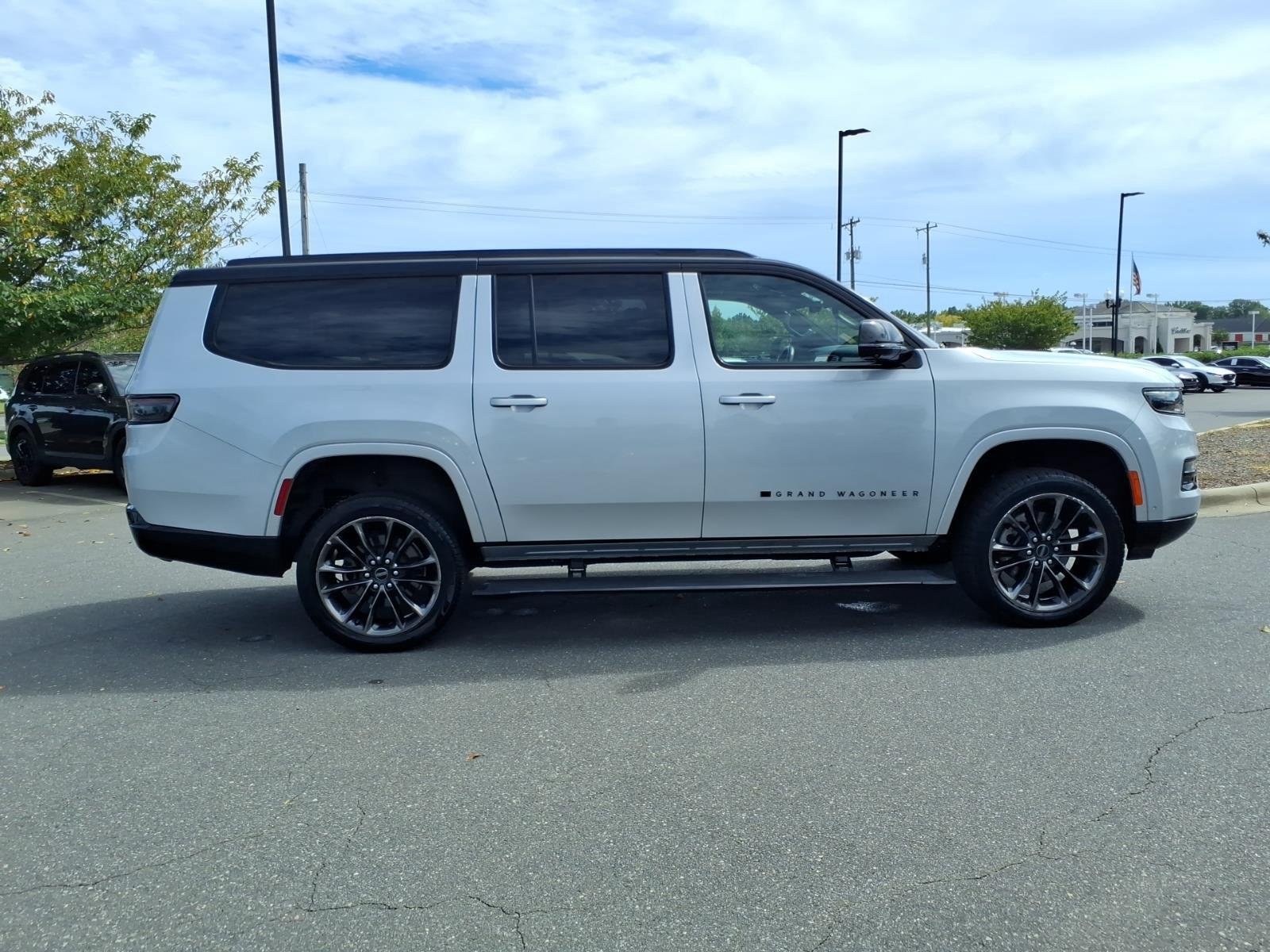 Used 2024 Silver Zynith Jeep Series II image 13