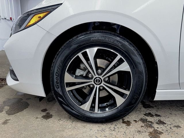 Used 2023 White Nissan SV image 16