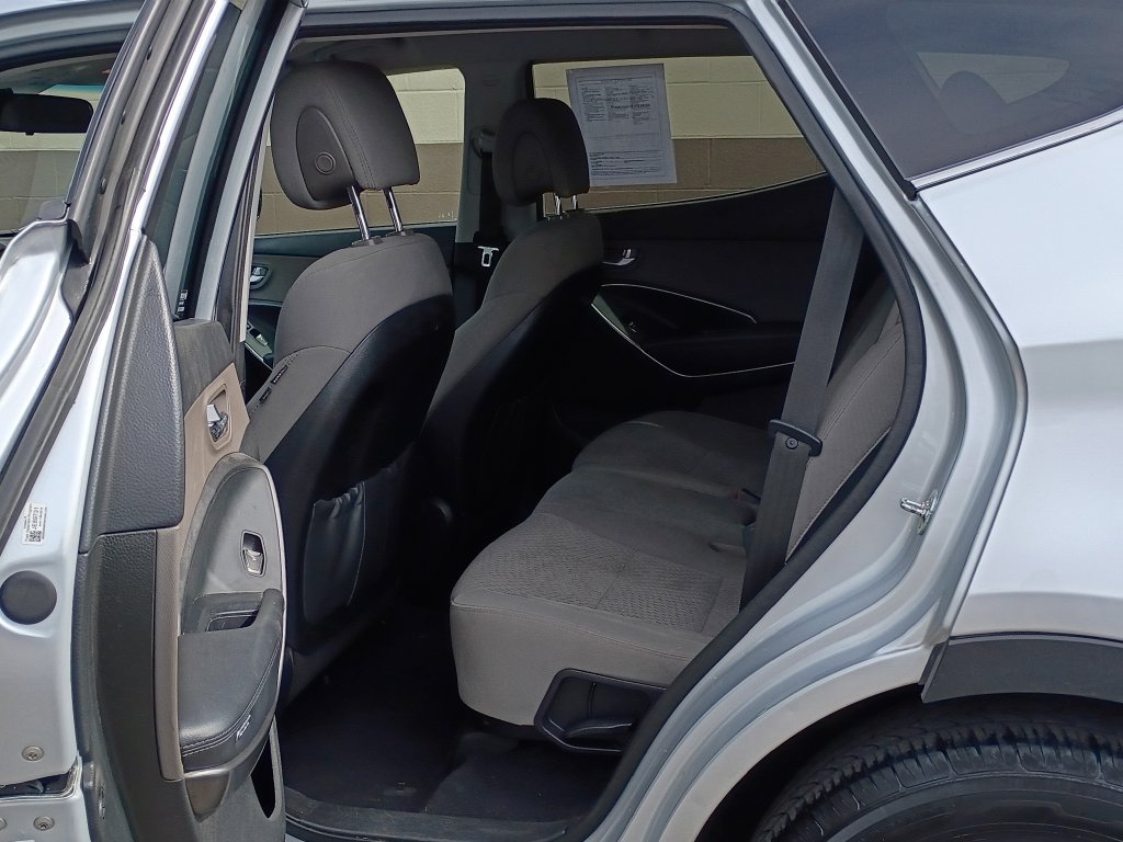 Used 2018 Silver Hyundai 2.4 Base image 17