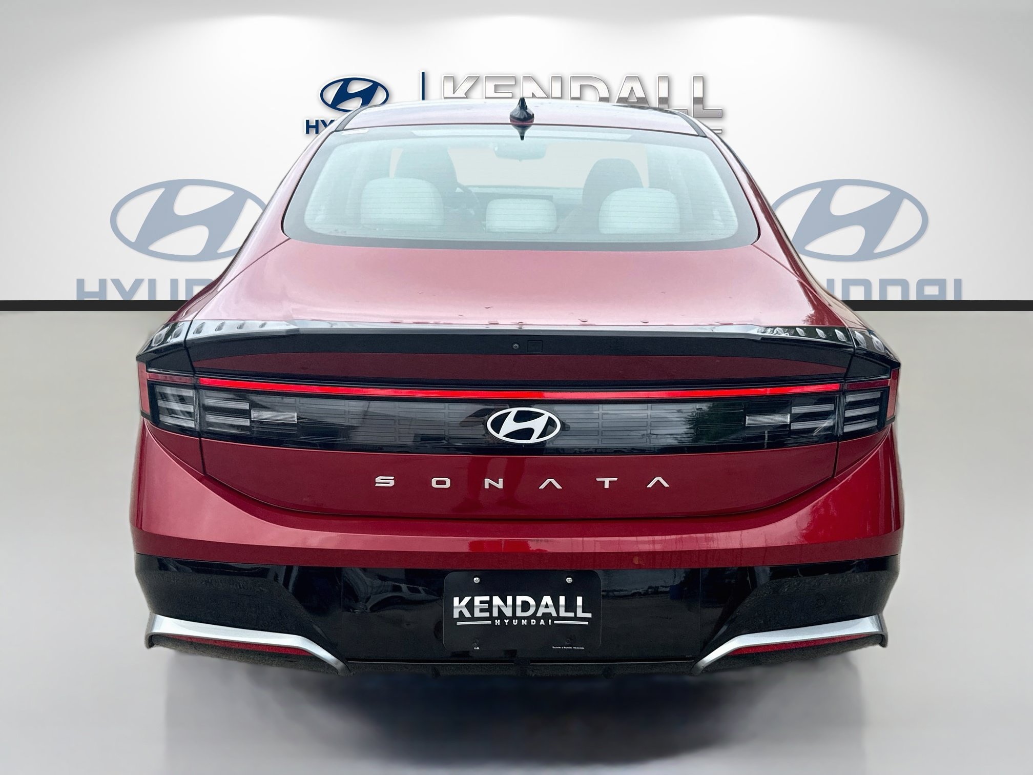 Used 2024 Ultimate red Hyundai SEL image 5