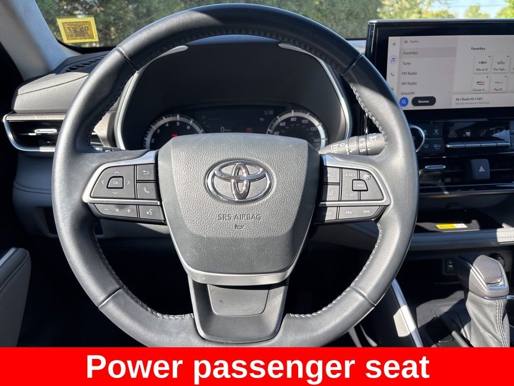 Used 2023 Silver Toyota XLE image 26