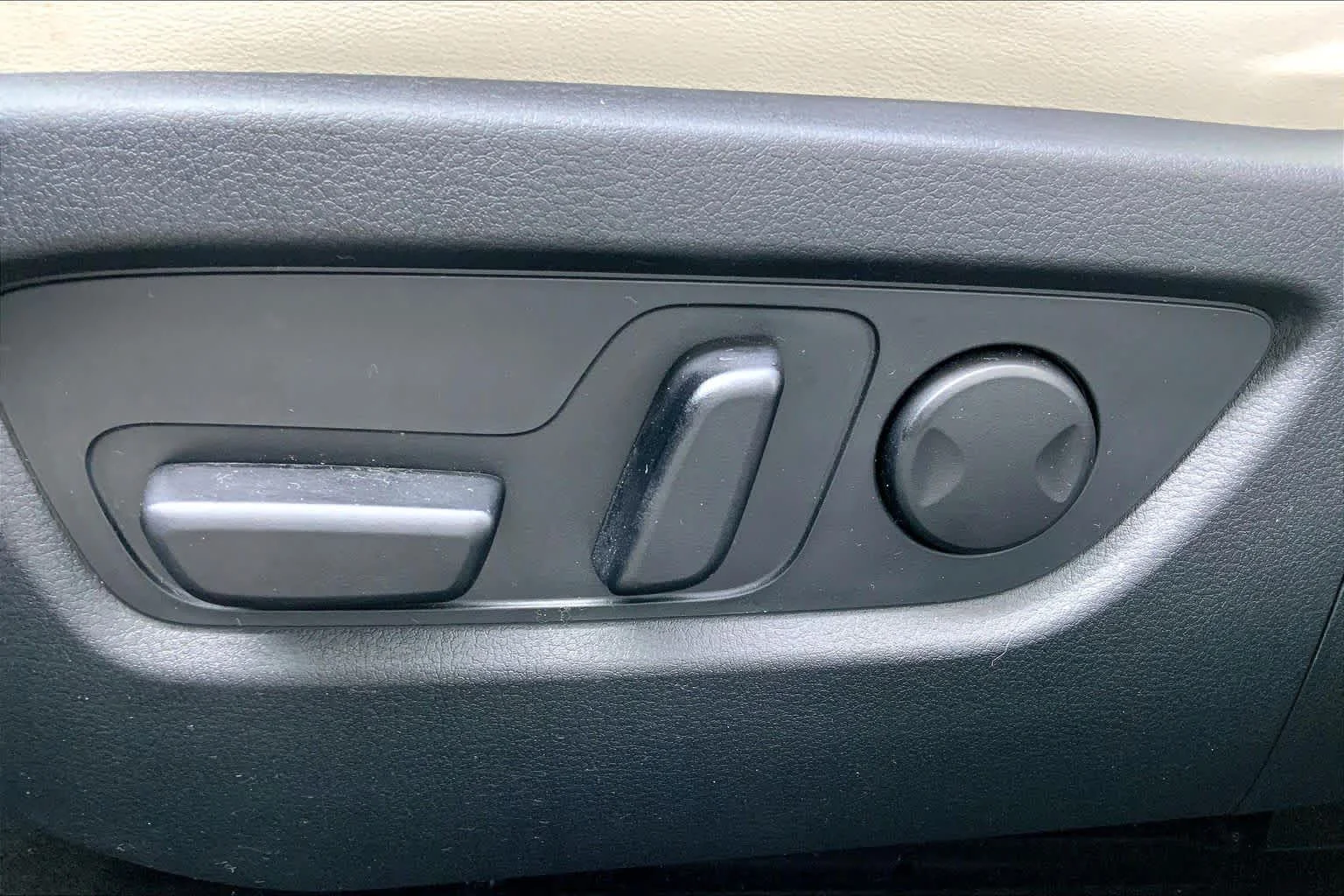 Certified Used 2023 Machine Gray Metallic Mazda 2.5 S Premium Package image 35