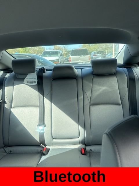 Used 2019 Blue Honda EX image 4