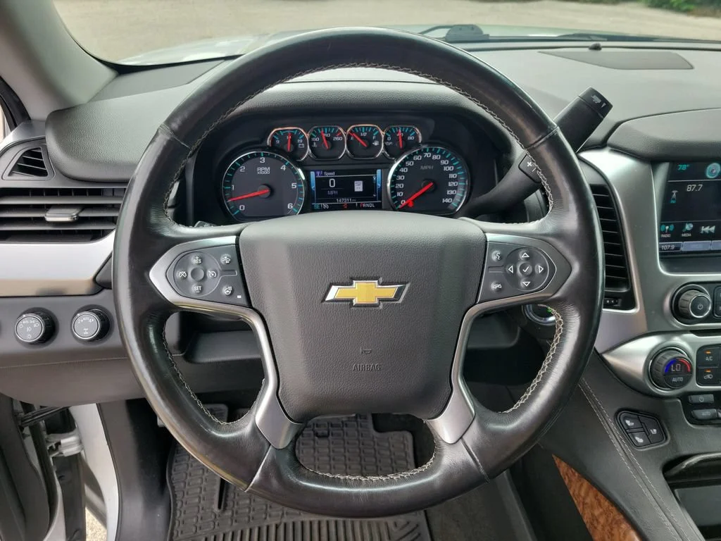 Used 2018 SILVER ICE METALLIC Chevrolet Premier image 25