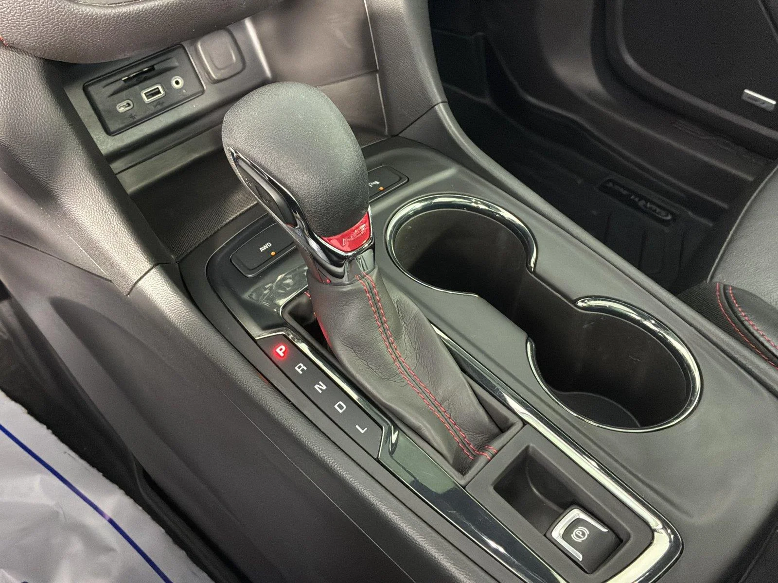 Used 2024 Sterling Gray Metallic Chevrolet RS image 27