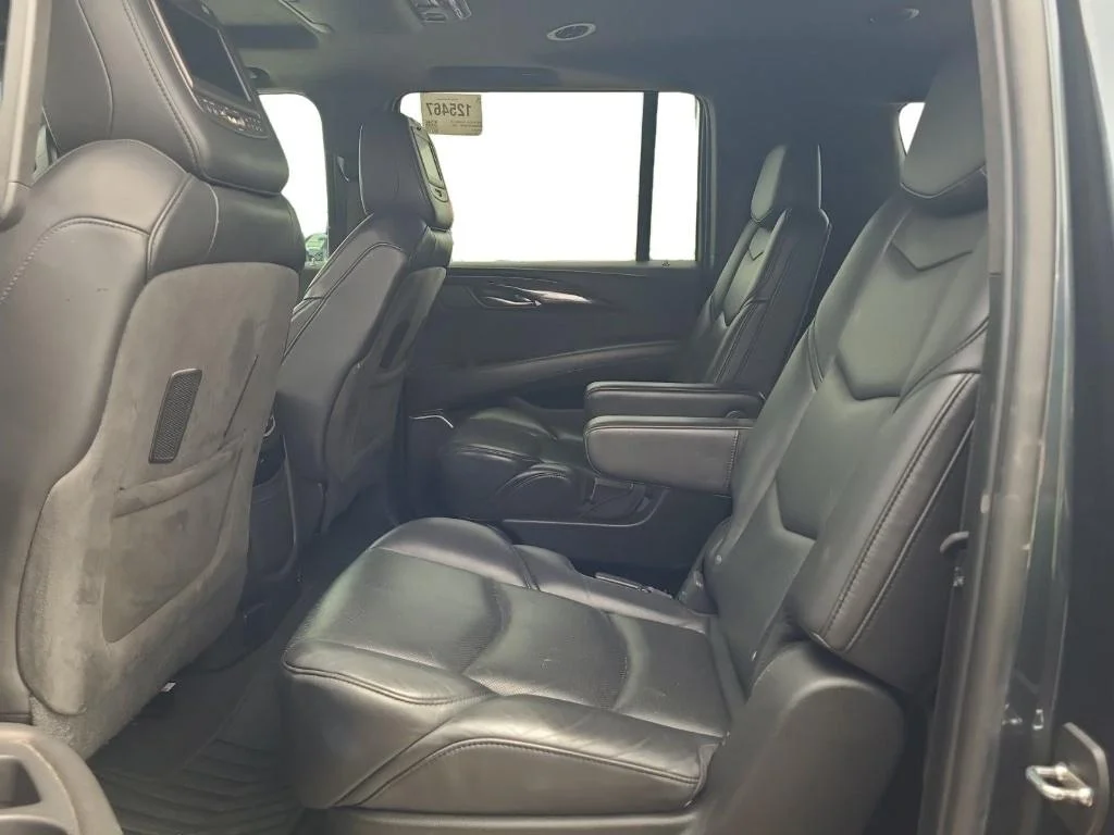 Used 2019 Shadow Metallic Cadillac Platinum image 4