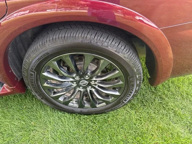 Used 2024 Red Nissan Platinum image 14