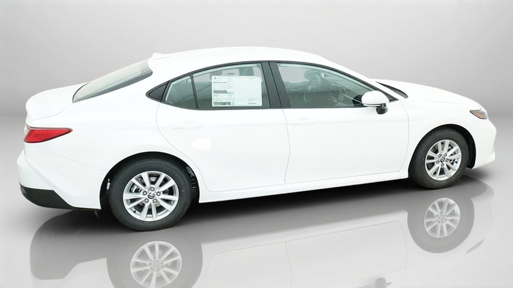 New 2026 Ice Cap Toyota LE image 8