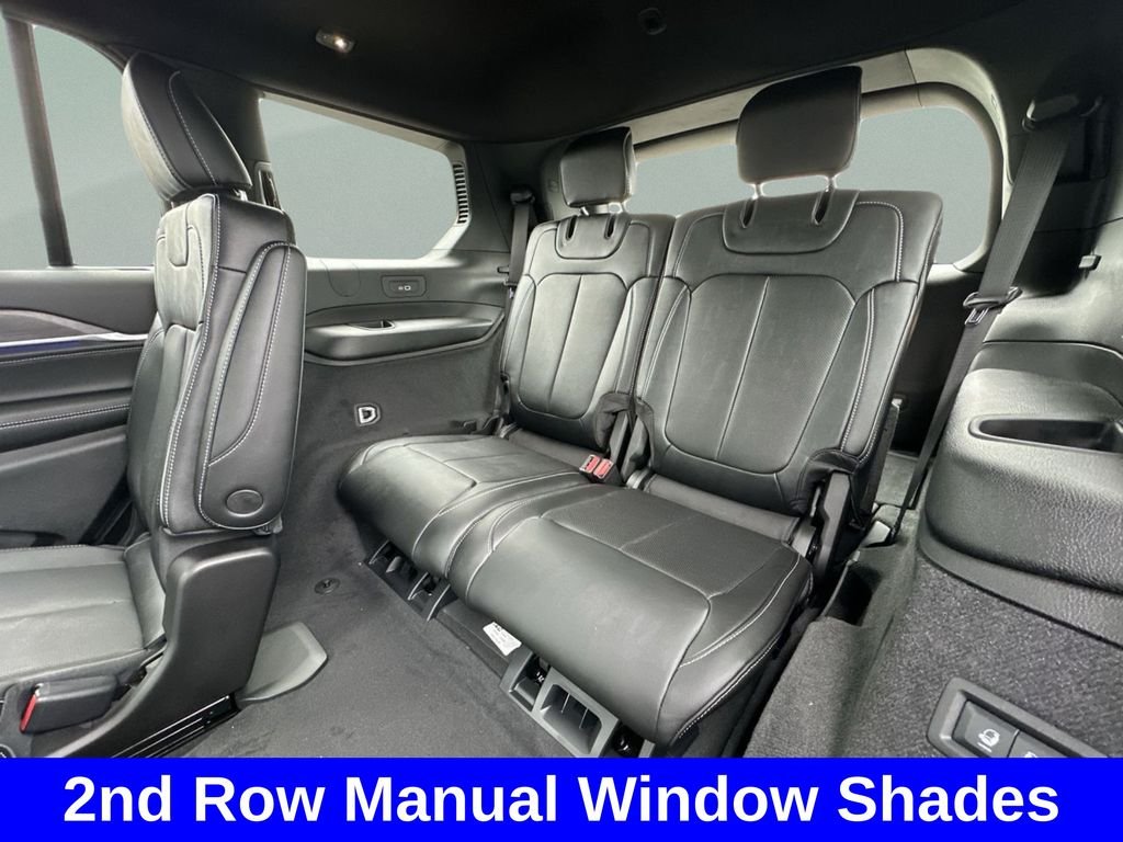 New 2025 Bright White Clear-Coat Exterior Paint Jeep Overland image 21
