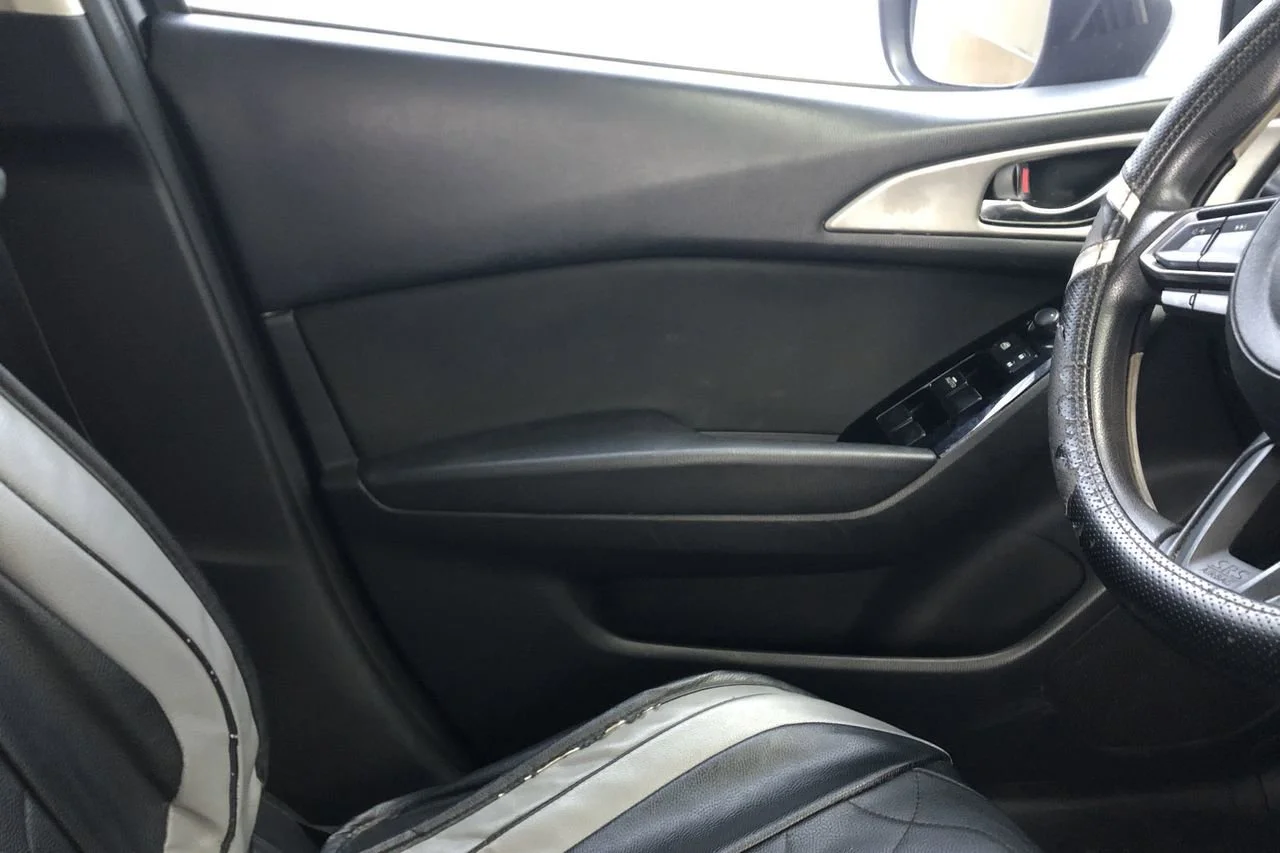 Used 2018 Jet Black Mazda Sport image 16