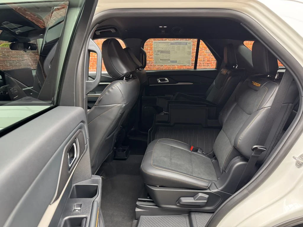 New 2026 Star White Metallic Tri-Coat Ford Tremor® image 23