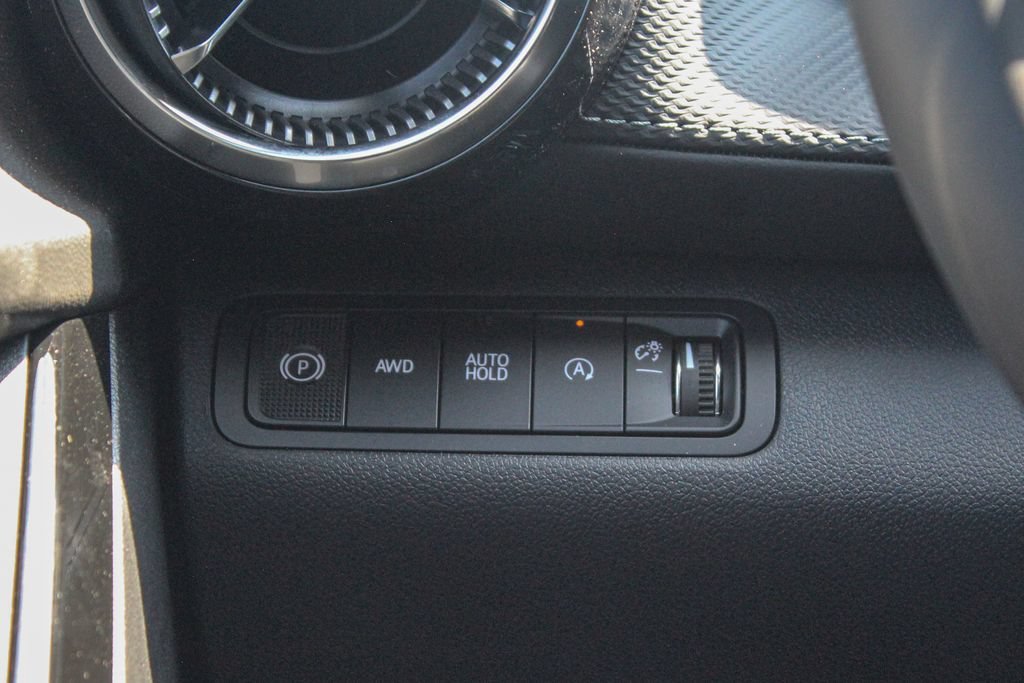 2027 Chevrolet Equinox LT - Photo 18