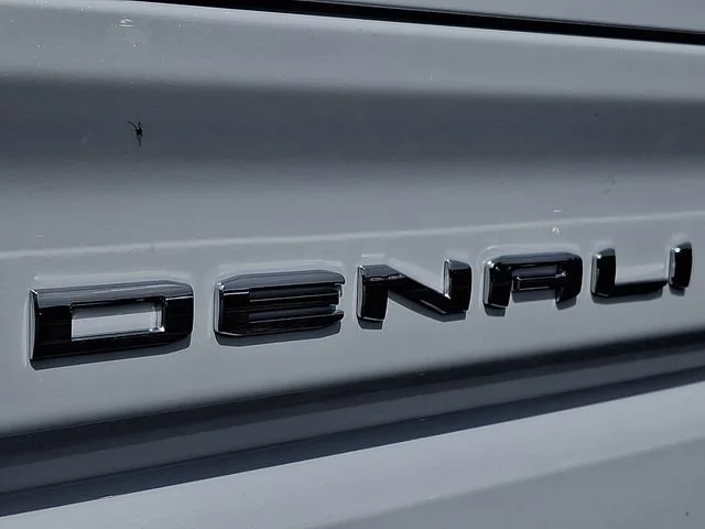 New 2026 Glacier White Tricoat GMC Denali image 27