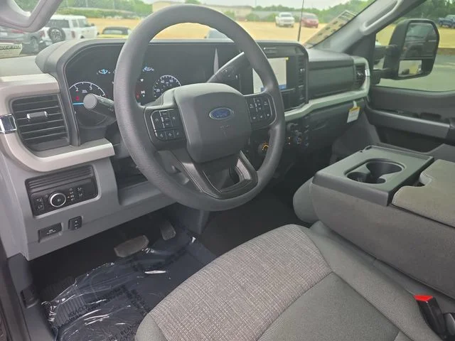 Used 2025 Black Ford XLT image 15