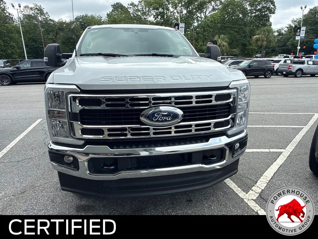 Used 2025 White Ford XLT image 3