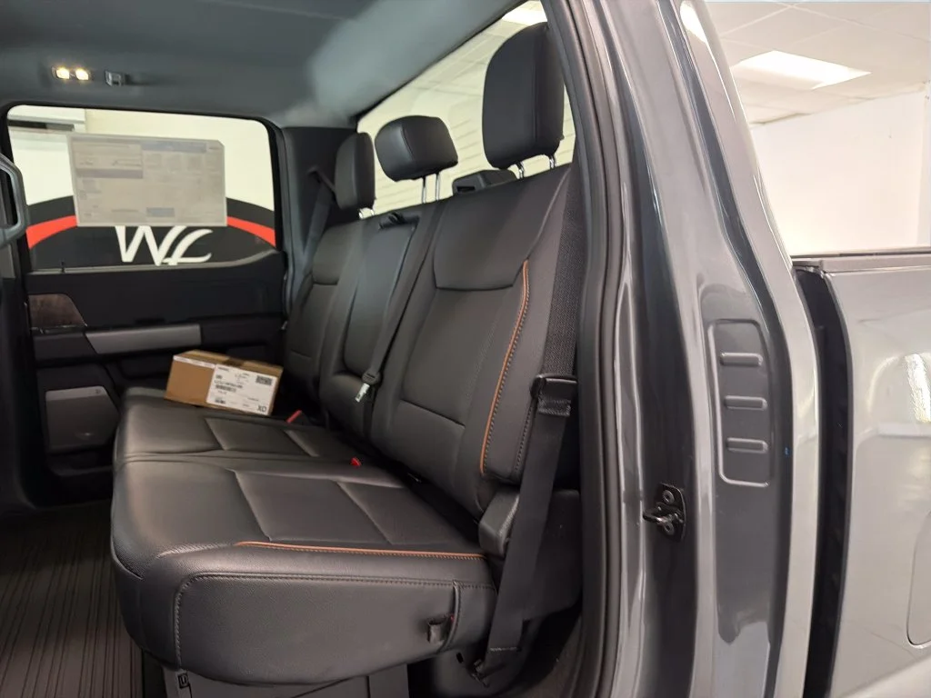 New 2027 Gray Ford Lariat image 10