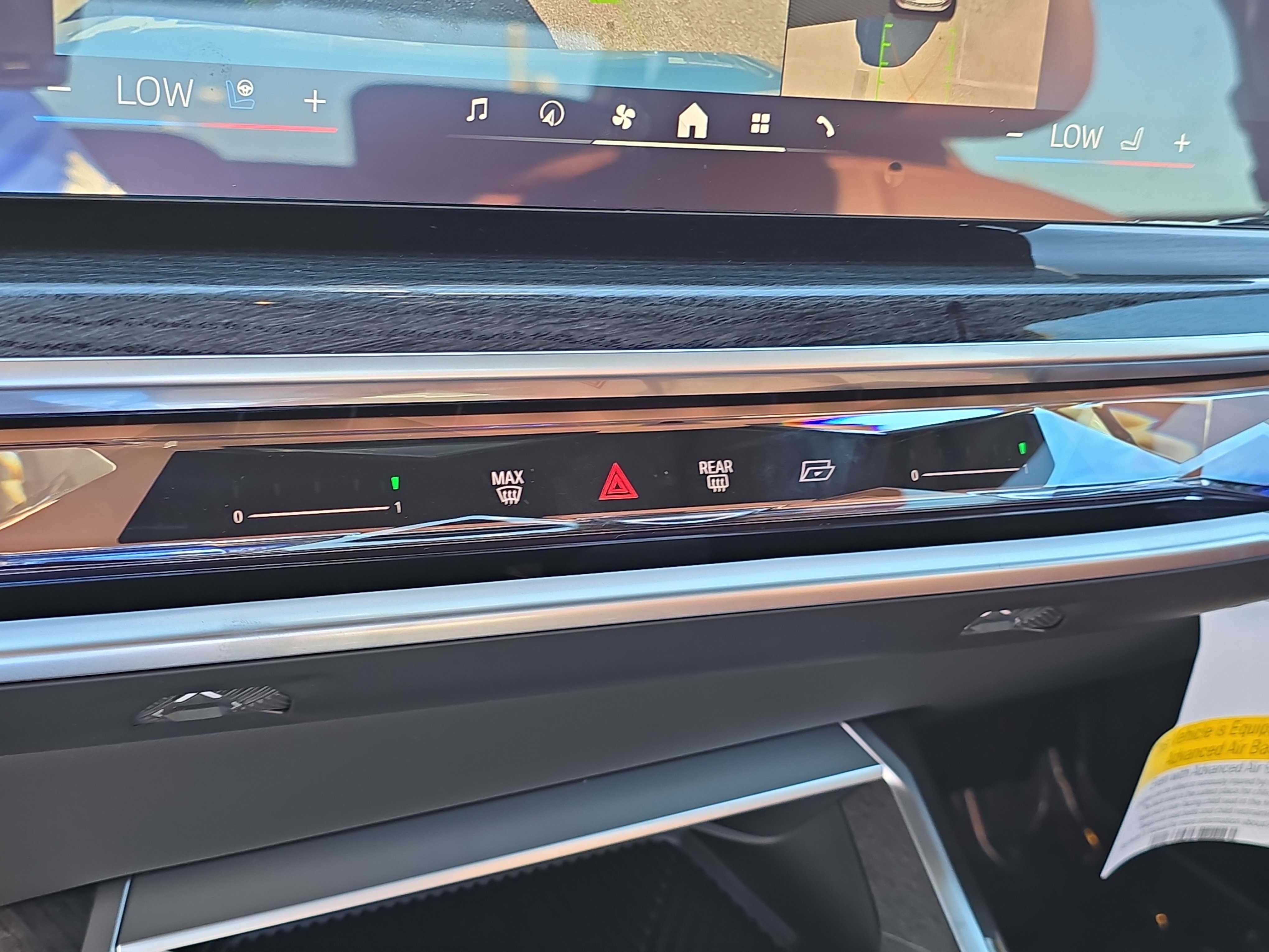 2026 BMW i7 50 - Photo 26