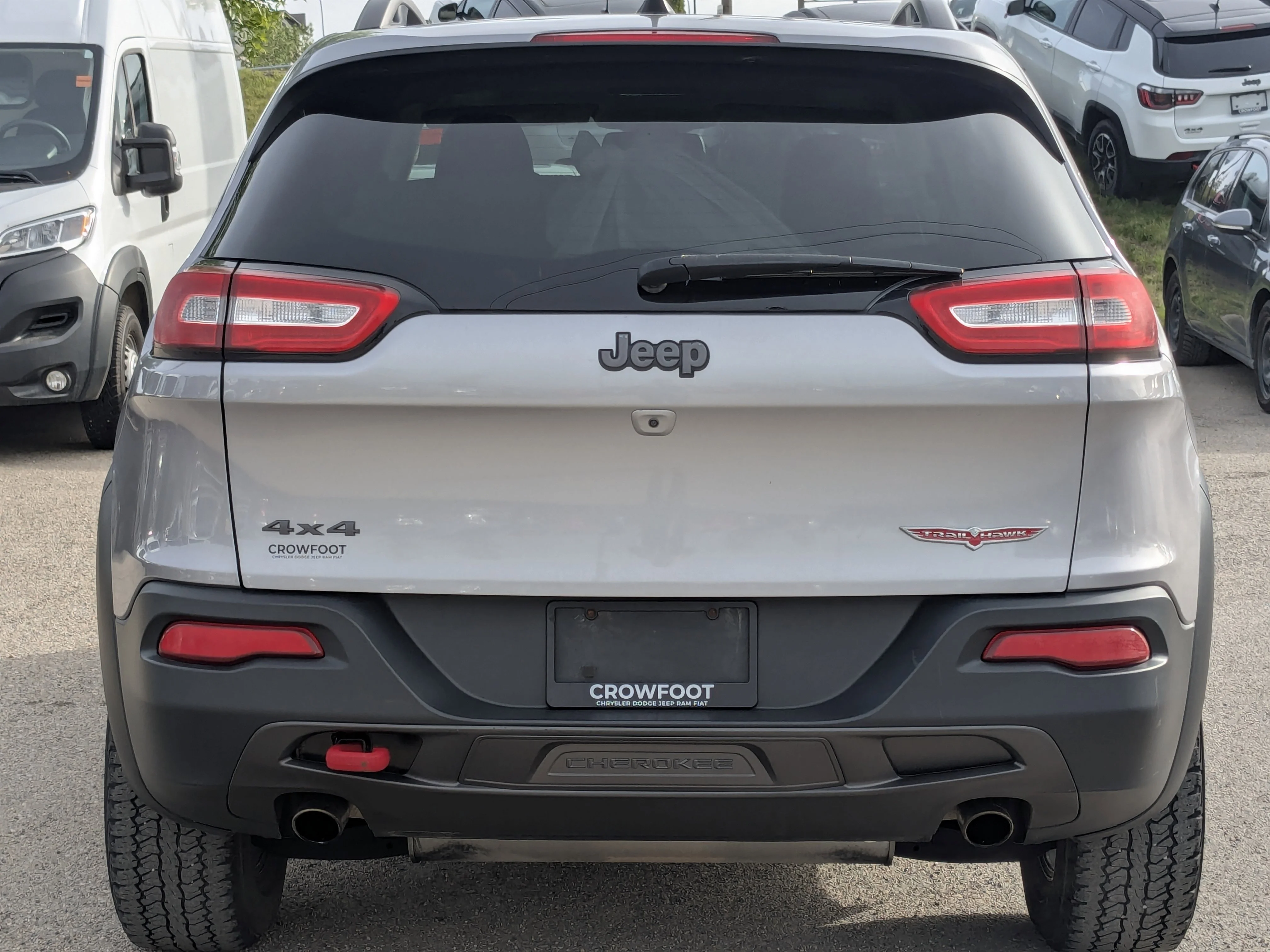 Used 2018 Grey Jeep Trailhawk - Cold Weather Pkg - Comfort Grp - Command View Sunroof - Napa Leather & More image 7