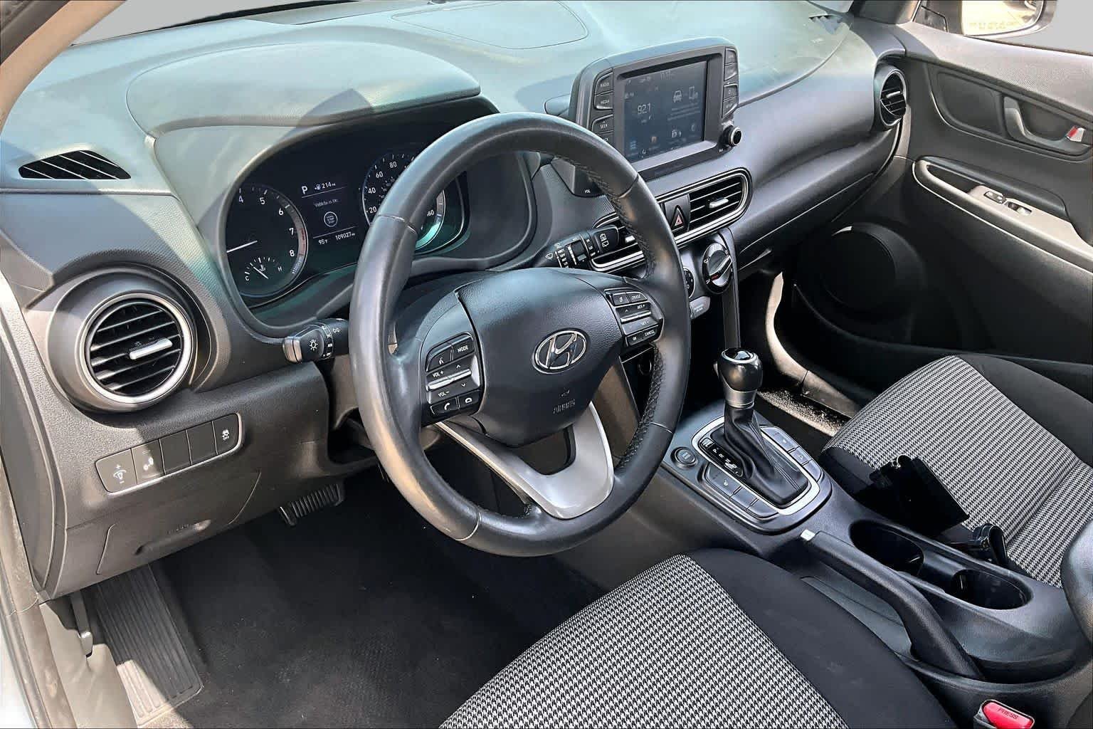 Used 2018 Sonic Silver Hyundai SEL image 16