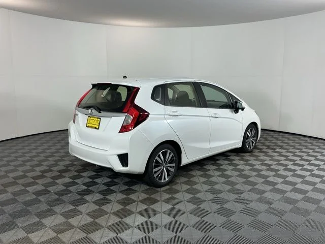 Used 2016 White Orchid Pearl Honda EX image 5