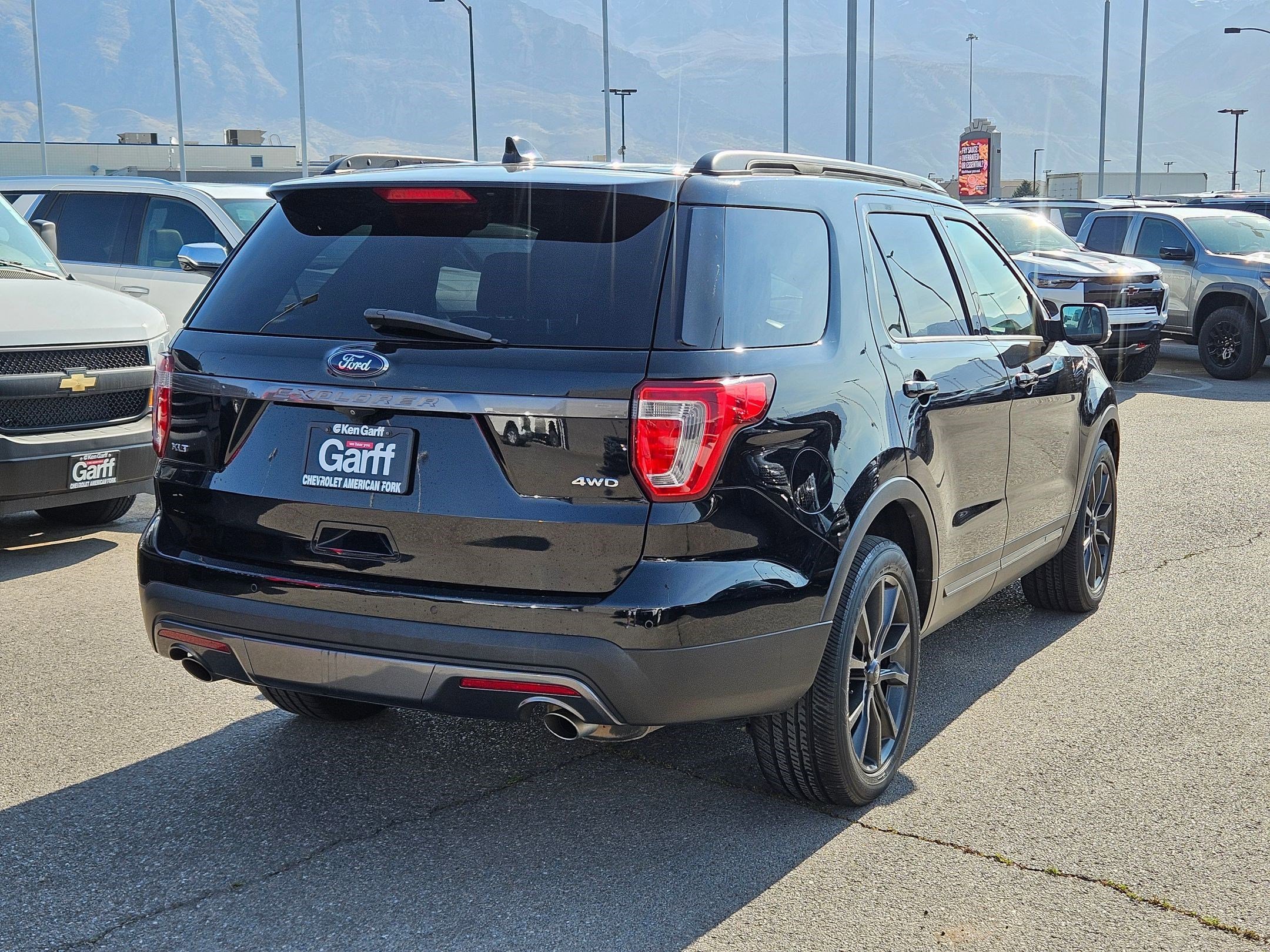 Used 2017 Shadow Black Ford XLT image 3