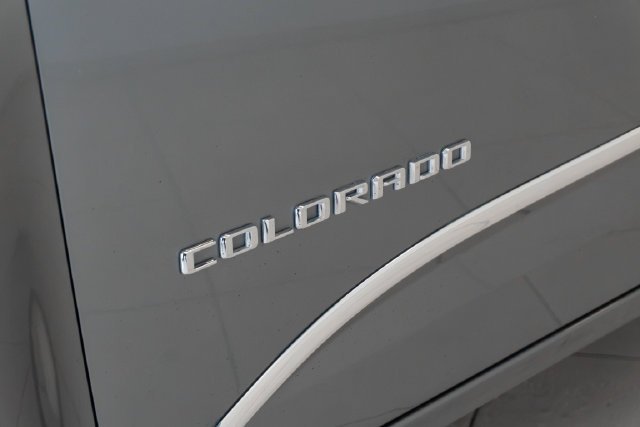 Used 2022 Gray Chevrolet LT image 3