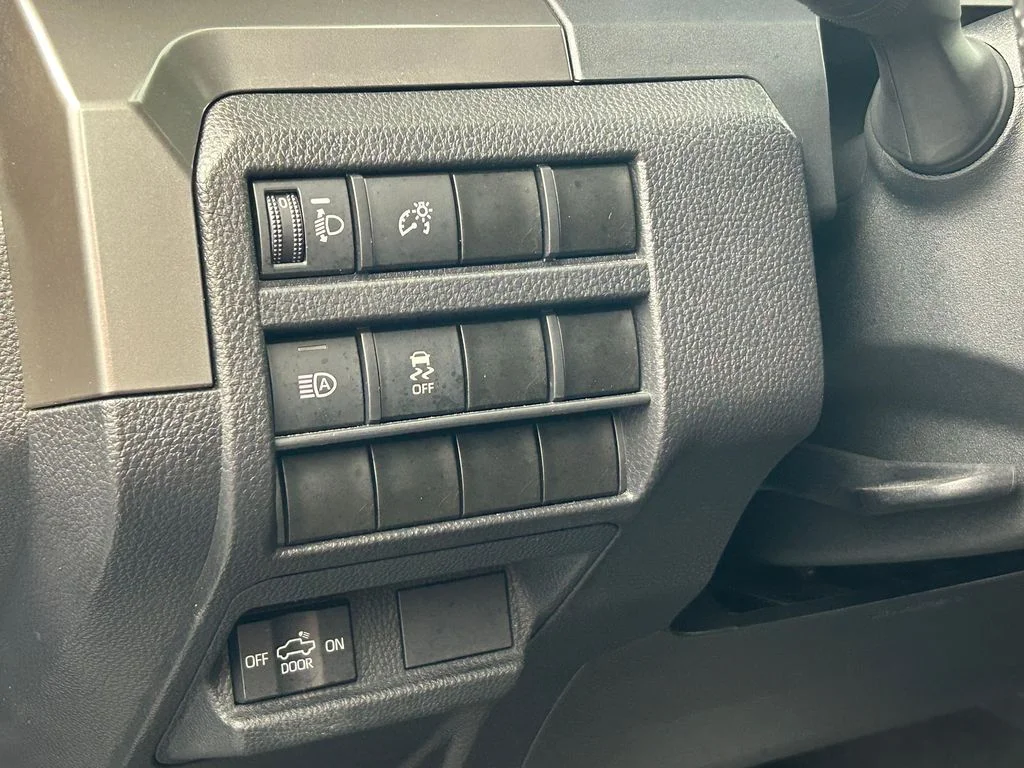 Used 2024 Underground Toyota SR5 image 39