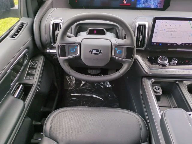 New 2026 Marsh Gray Ford MAX Platinum® image 16